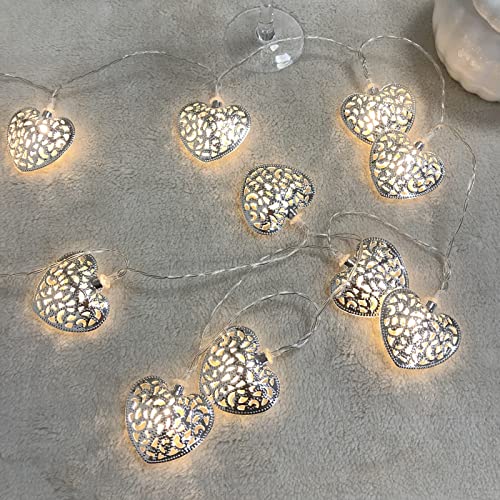 Riaxuebiy LED-Lichterkette in Herzform, 3 m, batteriebetrieben, 20 warmweiße Herzen, für Innenräume, Schlafzimmer, Hochzeit, Schminktisch, Dekoration (Silber, 3 m / 20 LED) von Riaxuebiy