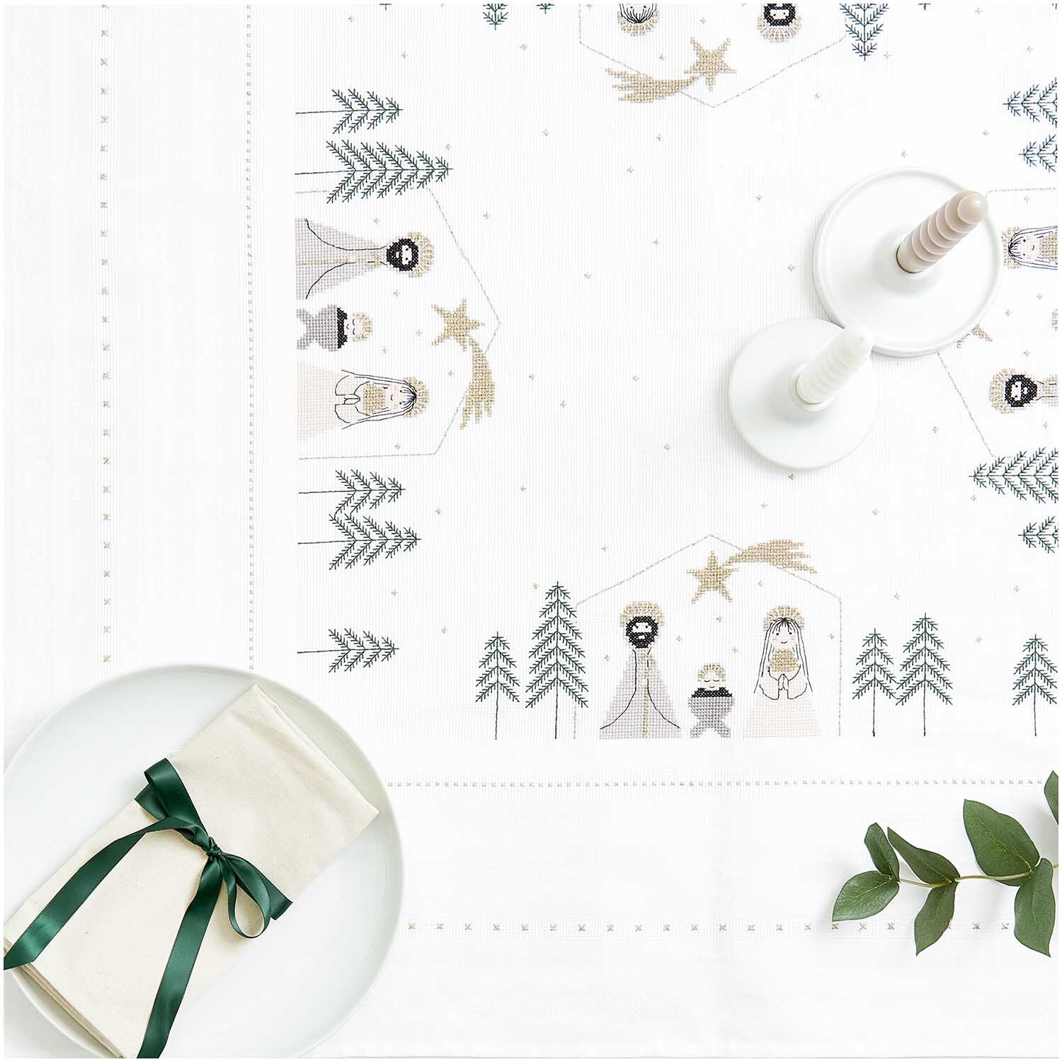 Stickpackung Tischdecke Krippe 90x90cm Stickpackung Tischdecke Krippe 90x90cm von Rico Design