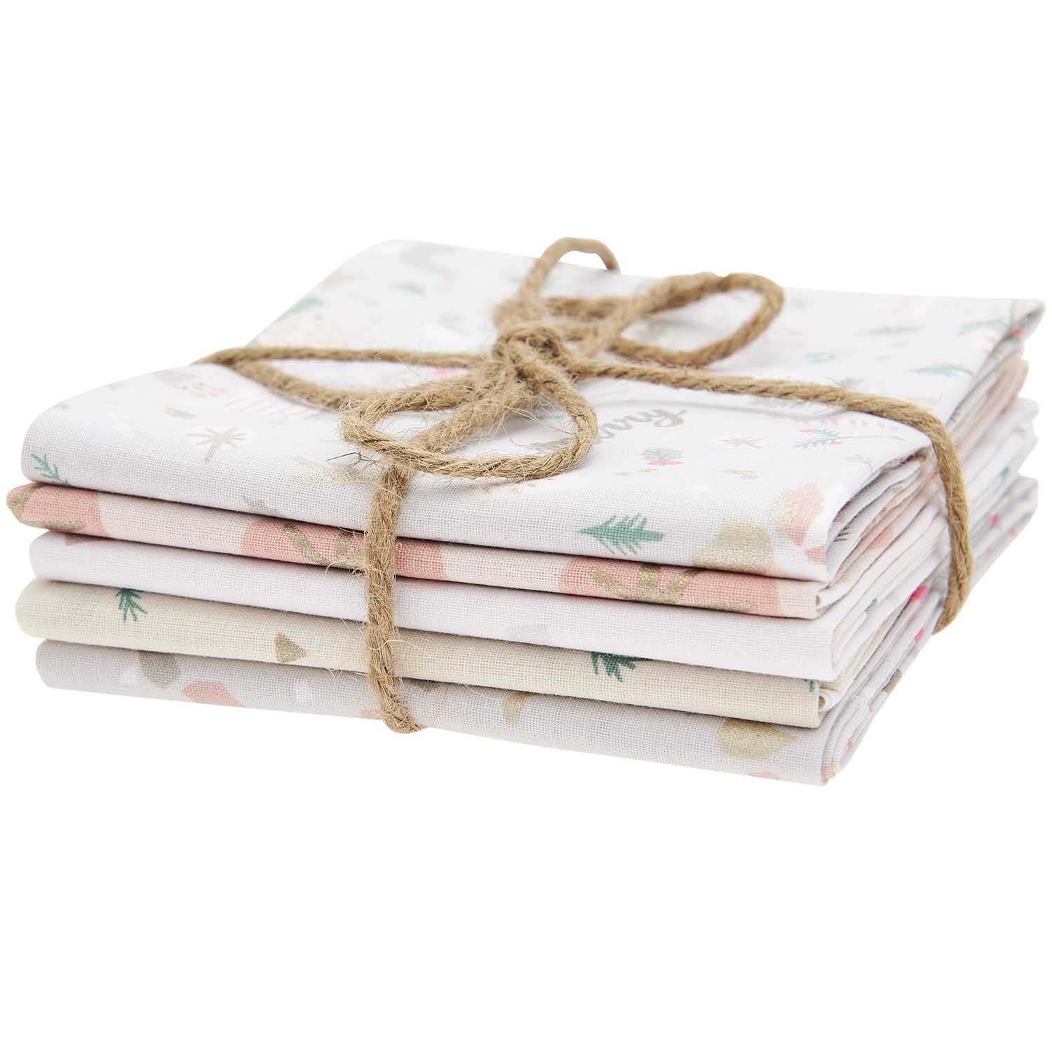 Stoffpaket mit 5 Stoffen Nostalgic Christmas Musselin Elfen 50x70cm Stoffpaket mit 5 Stoffen Nostalgic Christmas Musselin Elfen 50x70cm von Rico Design