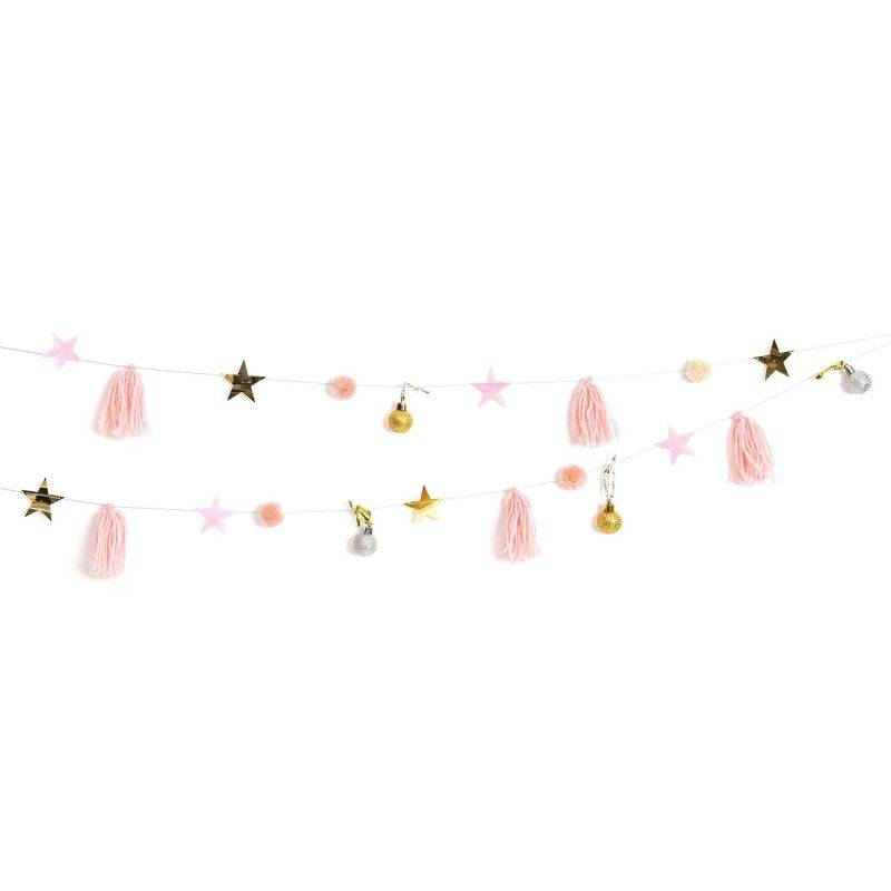 Quasten-Girlande rosa-pastell 2,2m von Rico Design