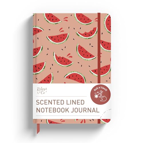 Rileys & Co Duftendes Wassermelonen-Notizbuch für Arbeit und Schule - 8 x 6 Zoll - Erfrischendes Duft-Hardcover-Notizbuch - 240 Linierte Seiten - Kompaktes für Frauen und Jugendliche von Rileys & Co