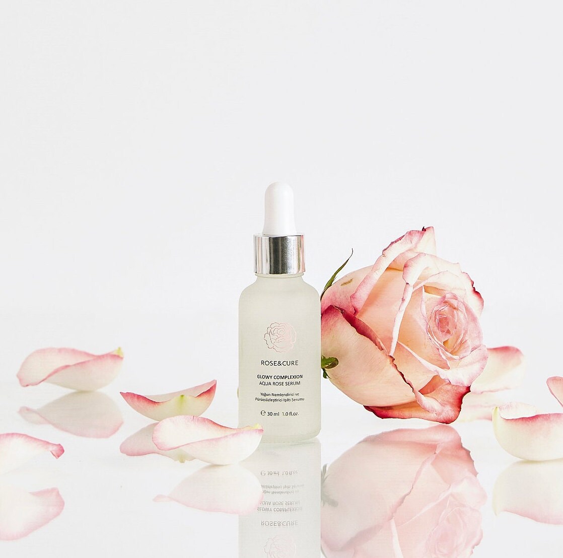 Glowy Teint Aqua Rose Serum 30 Ml Glowy Teint Aqua Rose Serum 30 Ml von RoseandCure