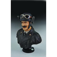 Italian Tanker-WWII Bust Italian Tanker-WWII Bust von Royal Model