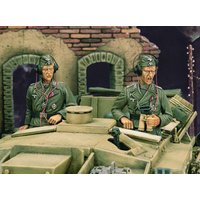 Stug III crew - WWII Stug III crew - WWII von Royal Model