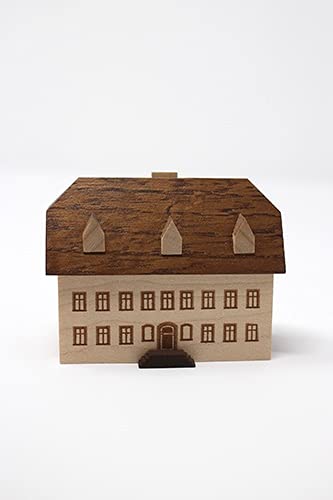 Rudolphs Schatzkiste Miniaturhaus Schule Seiffen Bedruckt BxH 5 x 6 cm NEU Holzhaus Holztier Blumenkinder Miniaturfiguren Figuren Seiffen Frühling Erzgebirge Holzfigur Weihnachten Fensterschmuck Rudolphs Schatzkiste Miniaturhaus Schule Seiffen Bedruckt BxH 5 x 6 cm NEU Holzhaus Holztier Blumenkinder Miniaturfiguren Figuren Seiffen Frühling Erzgebirge Holzfigur Weihnachten Fensterschmuck von Rudolphs Schatzkiste