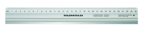 Rumold 938.105 Aluminium Schneidelineal mit Stahlkante, Rutschfest, 50cm Länge von Rumold