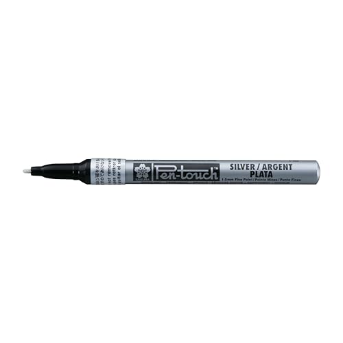 SAKURA Pen-Touch Fineliner Silber – Permanent für verschiedene Oberflächen, Verwendung in der Industrie, Gehäuse aus Aluminium, Strichbreite 1 mm, lösemittelhaltige Pigmenttinte von SAKURA