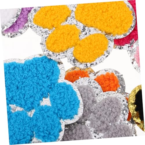 SEWACC 16 Stück Teiliges Hundepfoten Bügelbilder mit Silberner Umrandung Bestickte Applikationen für Jeans Jacken Taschen Vielseitige Diy-nähpatches für Kleidung und Accessoires von SEWACC