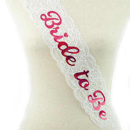 SHATCHI Schärpe mit Aufschrift „Bride to be“, weiße Spitze, für Junggesellinnenabschied, Party-Dekoration, One Size Fit All SHATCHI Schärpe mit Aufschrift „Bride to be“, weiße Spitze, für Junggesellinnenabschied, Party-Dekoration, One Size Fit All von SHATCHI
