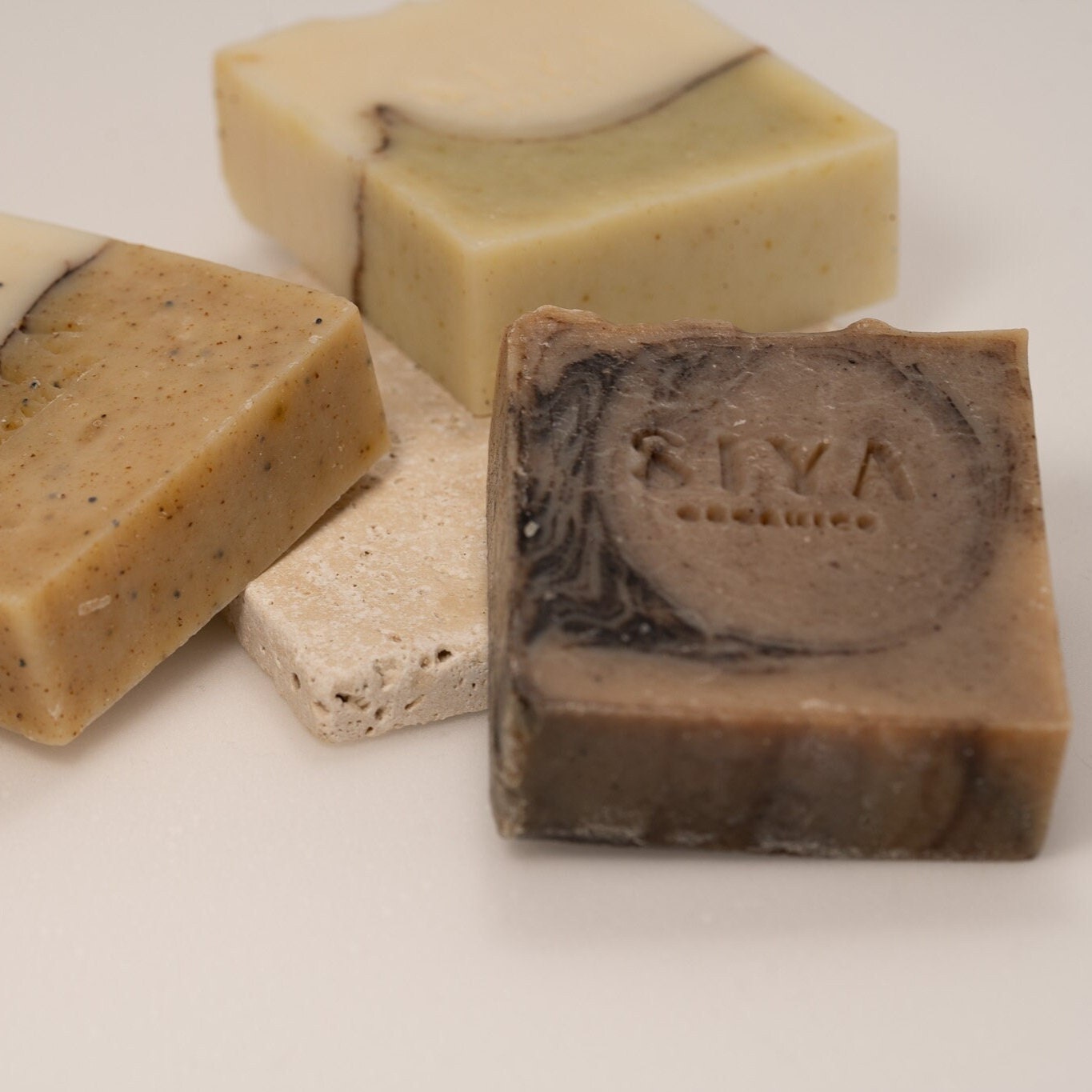 Kakaobutter - Premium Natural Soap Hochwertige Naturseife Cocoa Butter Kakaobutter - Premium Natural Soap Hochwertige Naturseife Cocoa Butter von SIYAorganics