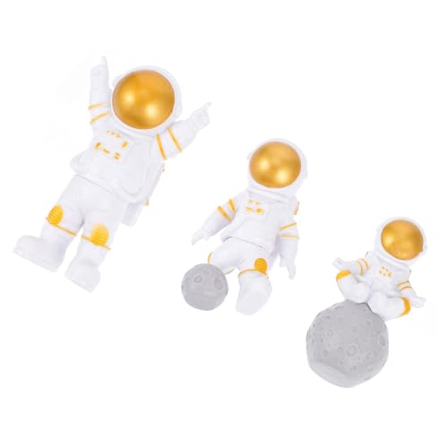 SKISUNO 3 Stück Teiliges Astronauten Figuren aus Solidem PVC Goldfarbene Weltraum Deko Vielseitige Kuchendeko und Tisch Ornamente für Kindergeburtstag Weltraum Themenparty Fotorequisiten SKISUNO 3 Stück Teiliges Astronauten Figuren aus Solidem PVC Goldfarbene Weltraum Deko Vielseitige Kuchendeko und Tisch Ornamente für Kindergeburtstag Weltraum Themenparty Fotorequisiten von SKISUNO