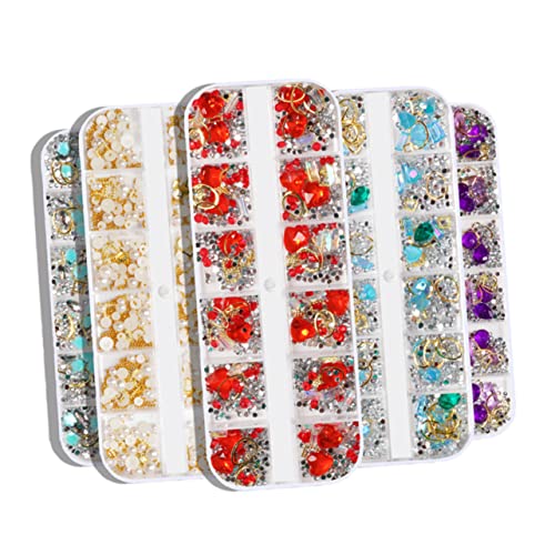 SOIMISS 5 Stück Teiliges Nagelkunst Zubehör Set Dekorative Maniküre Ornamente mit Strass und Perlen für DIY Nageldesign für und Mädchen SOIMISS 5 Stück Teiliges Nagelkunst Zubehör Set Dekorative Maniküre Ornamente mit Strass und Perlen für DIY Nageldesign für und Mädchen von SOIMISS