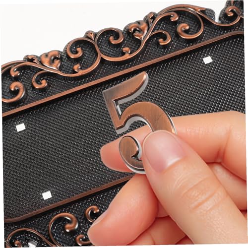 SOIMISS Vintage Türschild Hausnummer aus Langlebigem Material Europäisches Design Witterungsbeständig Kreative Türdekoration für Wohnhäuser Büros und Villen Sichtbar mit Antiker Patina SOIMISS Vintage Türschild Hausnummer aus Langlebigem Material Europäisches Design Witterungsbeständig Kreative Türdekoration für Wohnhäuser Büros und Villen Sichtbar mit Antiker Patina von SOIMISS