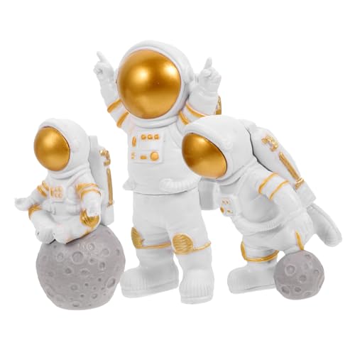 SOLUSTRE 3 Stück Teiliges Astronaut Kuchenornament aus PVC Weltraum Spaceman Tortendeko für Geburtstage Vielseitige Kuchendekoration und Schicke Desktop Figurine für Party und Fotorequisit SOLUSTRE 3 Stück Teiliges Astronaut Kuchenornament aus PVC Weltraum Spaceman Tortendeko für Geburtstage Vielseitige Kuchendekoration und Schicke Desktop Figurine für Party und Fotorequisit von SOLUSTRE