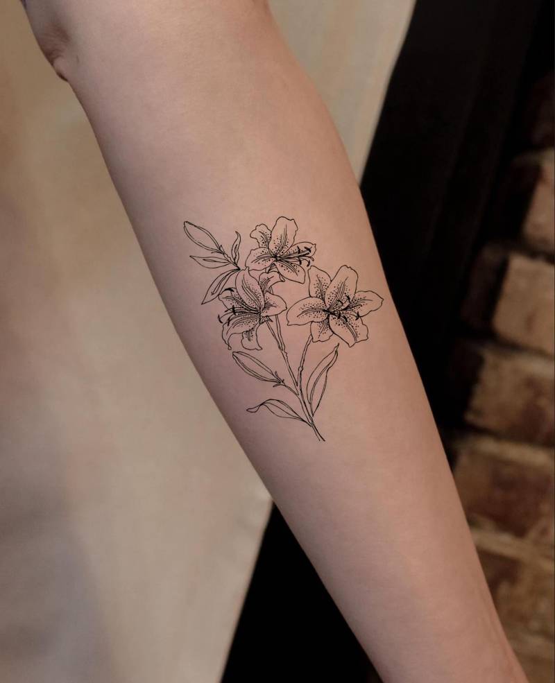 Lilie Blume Temporäres Tattoo, Lilien Fake Wasserdichtes Tattoo-Liebhaber Geschenk, Blumen Floral Tattoo von SPatrickStore