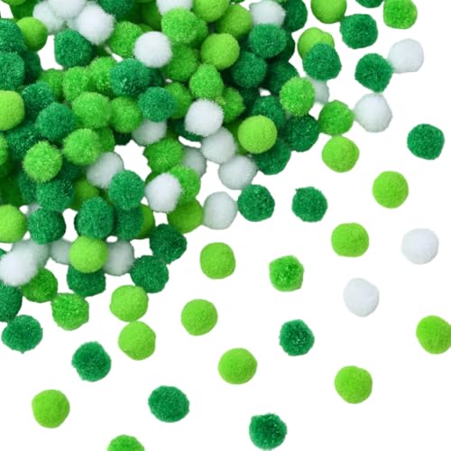 SUNNYCLUE 400 Stück 10mm St. Grüne Pom Pom Bälle Zum Patrick'S Day Mini Pompons Großpackung Sortiert Polyester Limettengrün Weiß Weich Flauschig Kleine Pompom Bälle Für Heimwerker Kunst Basteln Hüte S SUNNYCLUE 400 Stück 10mm St. Grüne Pom Pom Bälle Zum Patrick'S Day Mini Pompons Großpackung Sortiert Polyester Limettengrün Weiß Weich Flauschig Kleine Pompom Bälle Für Heimwerker Kunst Basteln Hüte S von SUNNYCLUE