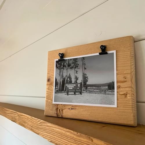 SUNUCO Holz-Klemmbrett-Bilderrahmen mit Clips, 21 x 16 cm, rustikaler Rahmen für Heimdekoration, Bilder, Fotos, Haftnotizen, Kunstwerke oder gedruckte Materialien. SUNUCO Holz-Klemmbrett-Bilderrahmen mit Clips, 21 x 16 cm, rustikaler Rahmen für Heimdekoration, Bilder, Fotos, Haftnotizen, Kunstwerke oder gedruckte Materialien. von SUNUCO
