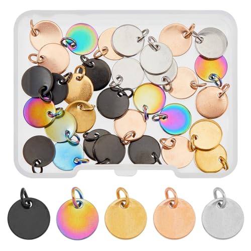 SUPERFINDINGS 40 Stück 5 Farben Blanko Gravuranhänger Schwarz 304 Anhänger Aus Edelstahl Mit Biegeringen Flache Runde Scheibe Baumelnde Anhänger Anhänger Für Nachrichten Wortanhänger von SUPERFINDINGS