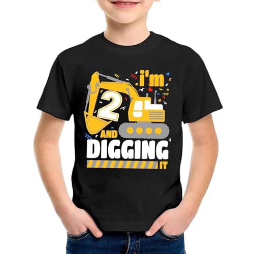 SUPTTING Kinder T-Shirt I'm 2 AND DIGGING IT Aufdruck Bagger Nummer 2 Rundhals Kurzarm Oberteil Jungen Freizeitshirt Shirt Jahre Geburtstagsgeschenk Baustelle Thema Outfit Stoff Sommer Top SUPTTING Kinder T-Shirt I'm 2 AND DIGGING IT Aufdruck Bagger Nummer 2 Rundhals Kurzarm Oberteil Jungen Freizeitshirt Shirt Jahre Geburtstagsgeschenk Baustelle Thema Outfit Stoff Sommer Top von SUPTTING