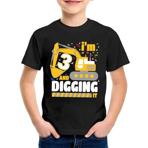 SUPTTING Kinder T-Shirt I'm 3 AND DIGGING IT Aufdruck Bagger Nummer 3 Rundhals Kurzarm Oberteil Jungen Freizeitshirt Shirt Jahre Geburtstagsgeschenk Baustelle Thema Outfit Stoff Sommer Top SUPTTING Kinder T-Shirt I'm 3 AND DIGGING IT Aufdruck Bagger Nummer 3 Rundhals Kurzarm Oberteil Jungen Freizeitshirt Shirt Jahre Geburtstagsgeschenk Baustelle Thema Outfit Stoff Sommer Top von SUPTTING