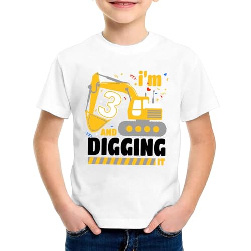 SUPTTING Kinder T-Shirt I'm 3 AND DIGGING IT Aufdruck Bagger Nummer 3 Rundhals Kurzarm Oberteil Jungen Freizeitshirt Shirt Jahre Geburtstagsgeschenk Baustelle Thema Outfit Stoff Sommer Top SUPTTING Kinder T-Shirt I'm 3 AND DIGGING IT Aufdruck Bagger Nummer 3 Rundhals Kurzarm Oberteil Jungen Freizeitshirt Shirt Jahre Geburtstagsgeschenk Baustelle Thema Outfit Stoff Sommer Top von SUPTTING