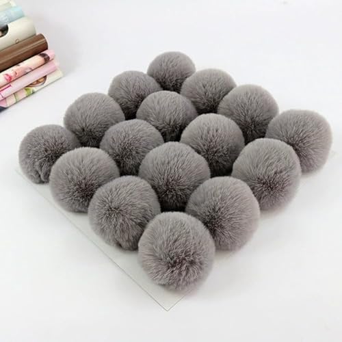 SYSUII 10 Stück 6cm Kunstfell Pompon Fellbommel Kunstfell Bommel Pompon Pom Ball DIY Fell Pom Poms für Damen Mädchen Mützen Beanies Tasche Weihnachtsdekoration Schlüsselanhänger Dekoration -Hellgrau SYSUII 10 Stück 6cm Kunstfell Pompon Fellbommel Kunstfell Bommel Pompon Pom Ball DIY Fell Pom Poms für Damen Mädchen Mützen Beanies Tasche Weihnachtsdekoration Schlüsselanhänger Dekoration -Hellgrau von SYSUII