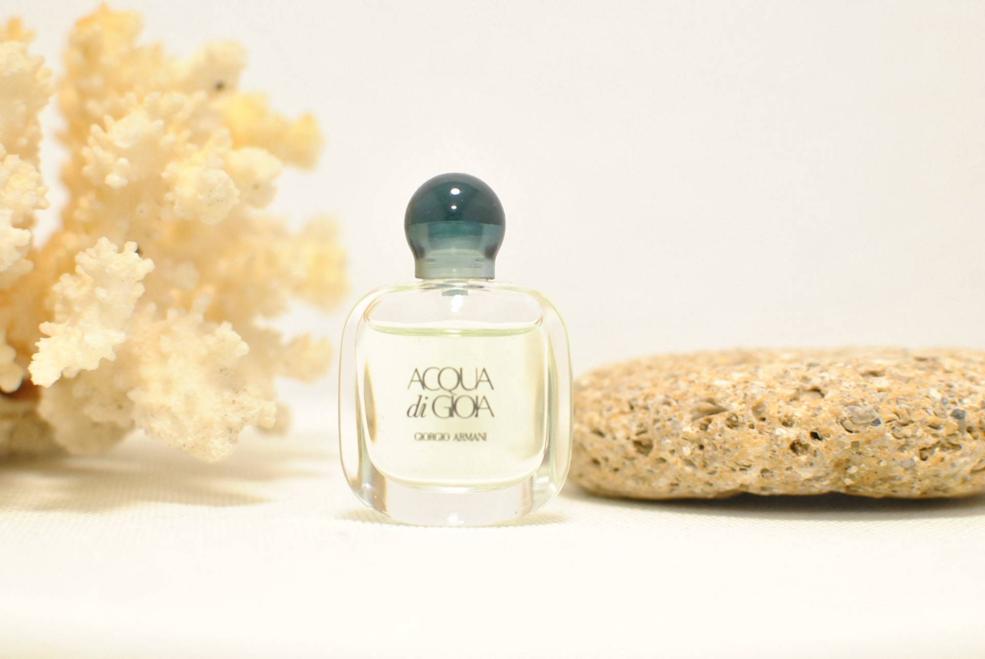 Vintage Armani Miniatur Parfum, Colelctible von SalvageStudioStore