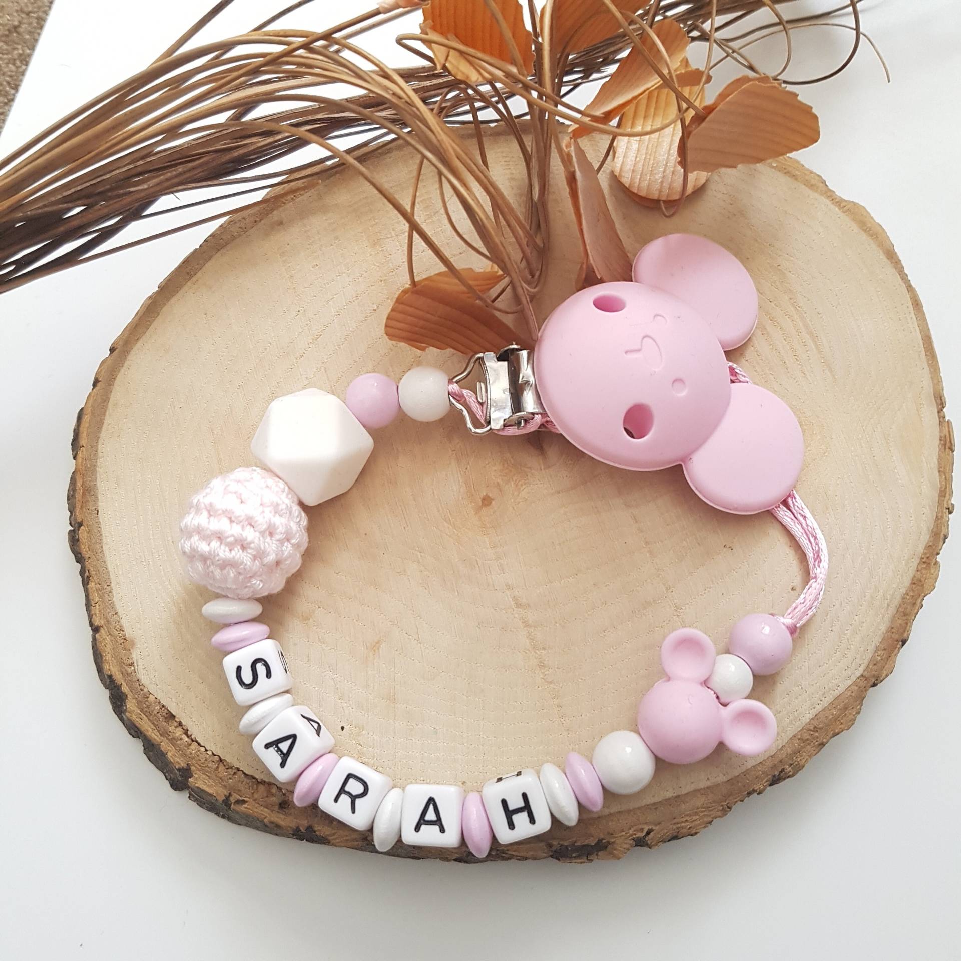 Micky Maus Schnullerkette Mit Namen | Schnullerband Wunschnamen Micky Maus Schnullerkette Mit Namen | Schnullerband Wunschnamen von SchnullerkettenHaSi