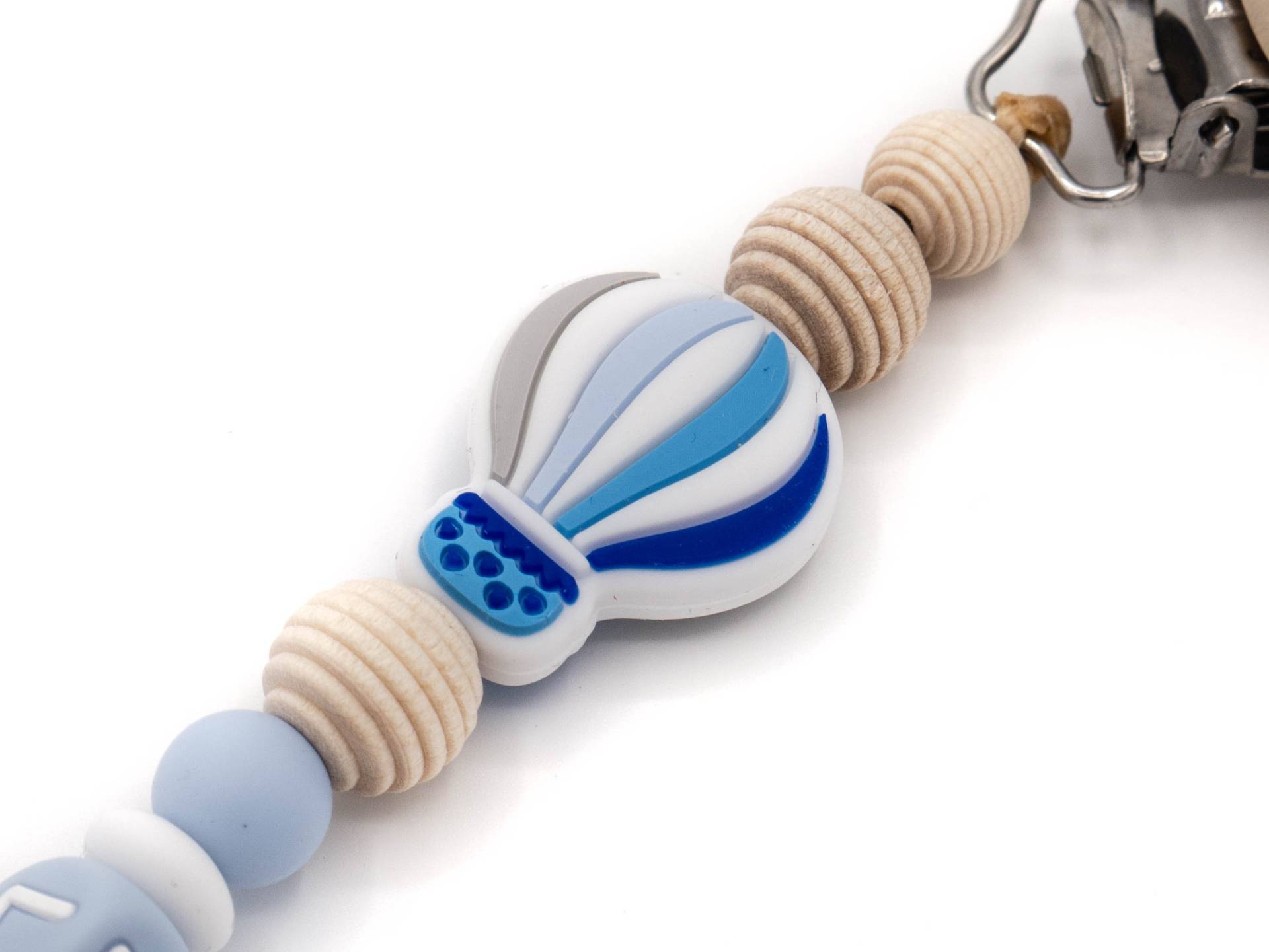 Schnullerkette Mit Eigenem Namen Heißluftballon Handgefertigt Individualisierbar in Blau Schnullerkette Mit Eigenem Namen Heißluftballon Handgefertigt Individualisierbar in Blau von Schnullerkettenland