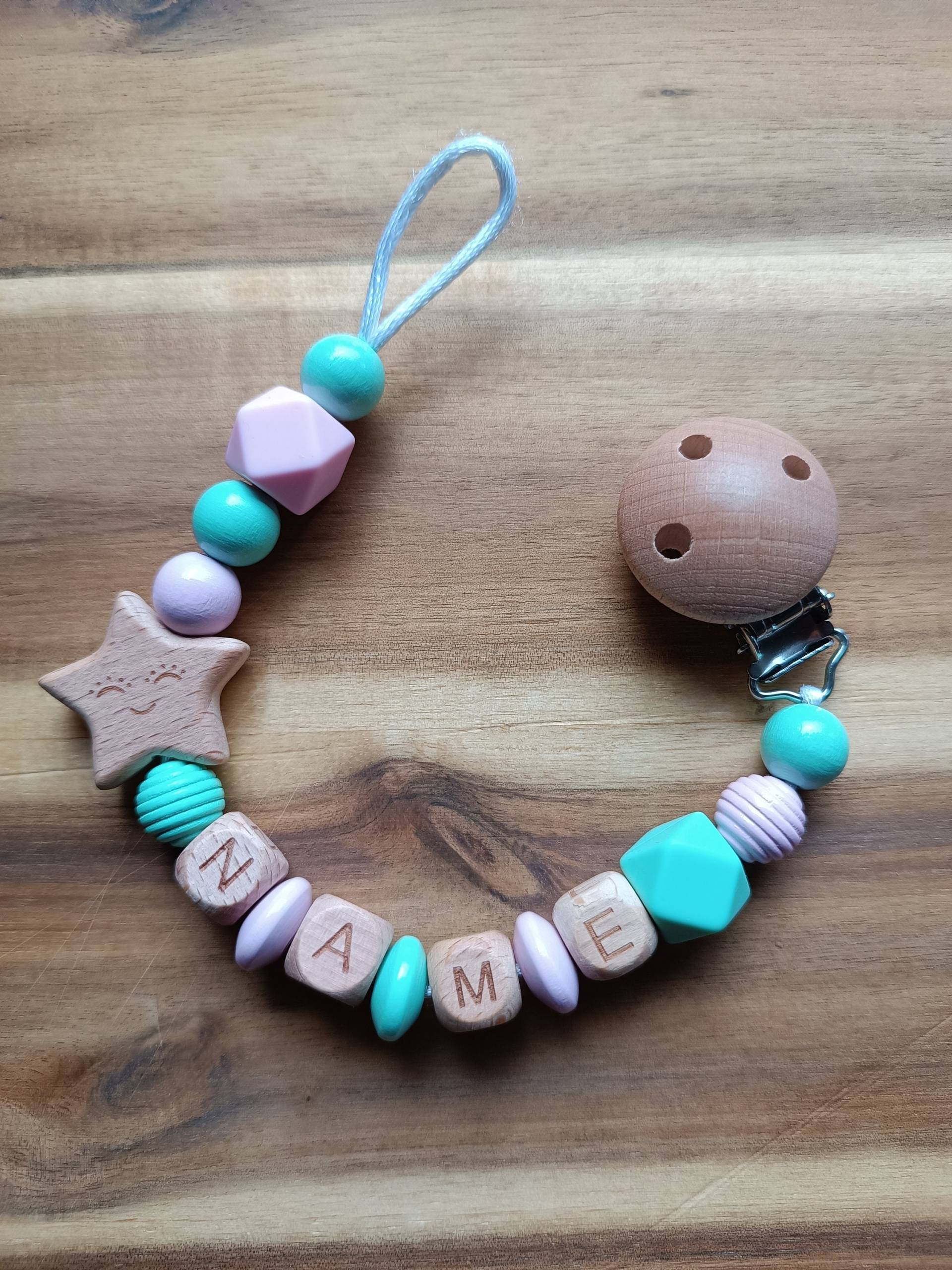 Personalisierte Schnullerkette Personalisierte Schnullerkette von Schnulliebe