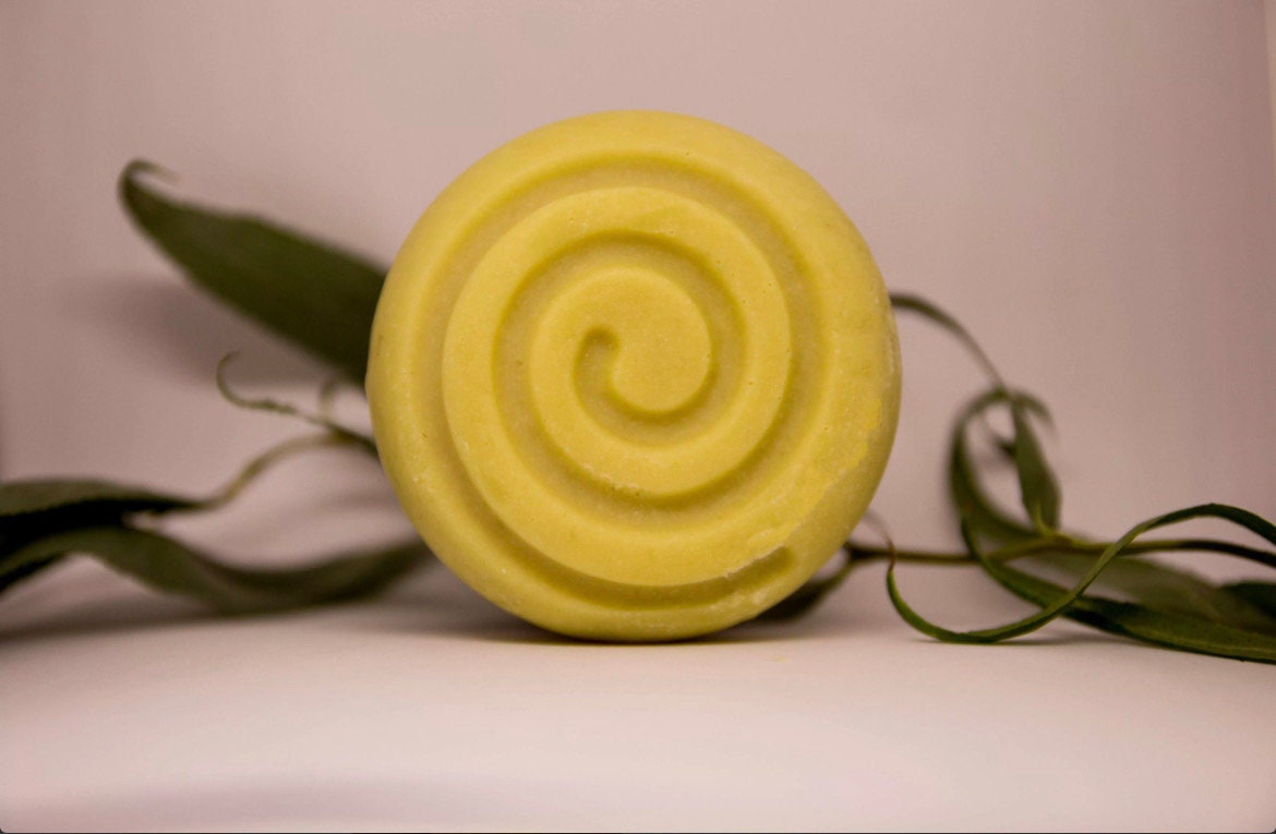Avocadoölseife 30% - Vegan- Für Trockene Und Empfindliche Haut. Haarseife Avocadoölseife 30% - Vegan- Für Trockene Und Empfindliche Haut. Haarseife von SchwarzenbergSeife