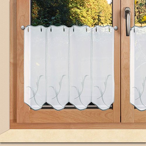 Scheibengardine Feder Scheibenhänger mit Echter Vogtländischer Stickerei - Silbergraue Spitze im modernen Design | Zeitlose Kurzgardine mit feinen Ornamenten | Panneaux Höhe x Breite 80 x 80 cm Scheibengardine Feder Scheibenhänger mit Echter Vogtländischer Stickerei - Silbergraue Spitze im modernen Design | Zeitlose Kurzgardine mit feinen Ornamenten | Panneaux Höhe x Breite 80 x 80 cm von SeGaTeX home fashion