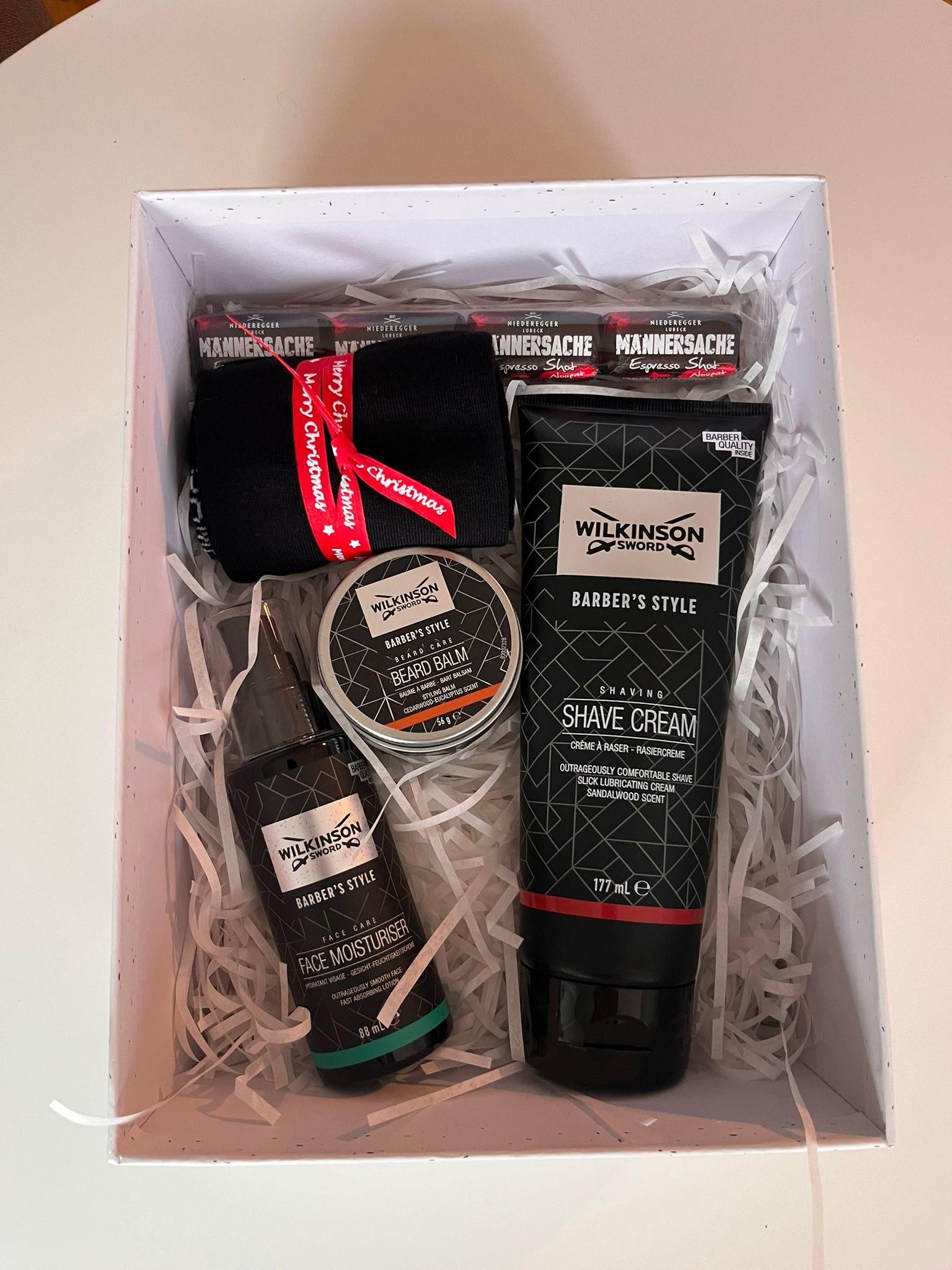Männer Geschenkset Bart-Und Gesichtspflege Wilkinson, Weihnachtsedition Männer Geschenkset Bart-Und Gesichtspflege Wilkinson, Weihnachtsedition von SeasonbyPetra