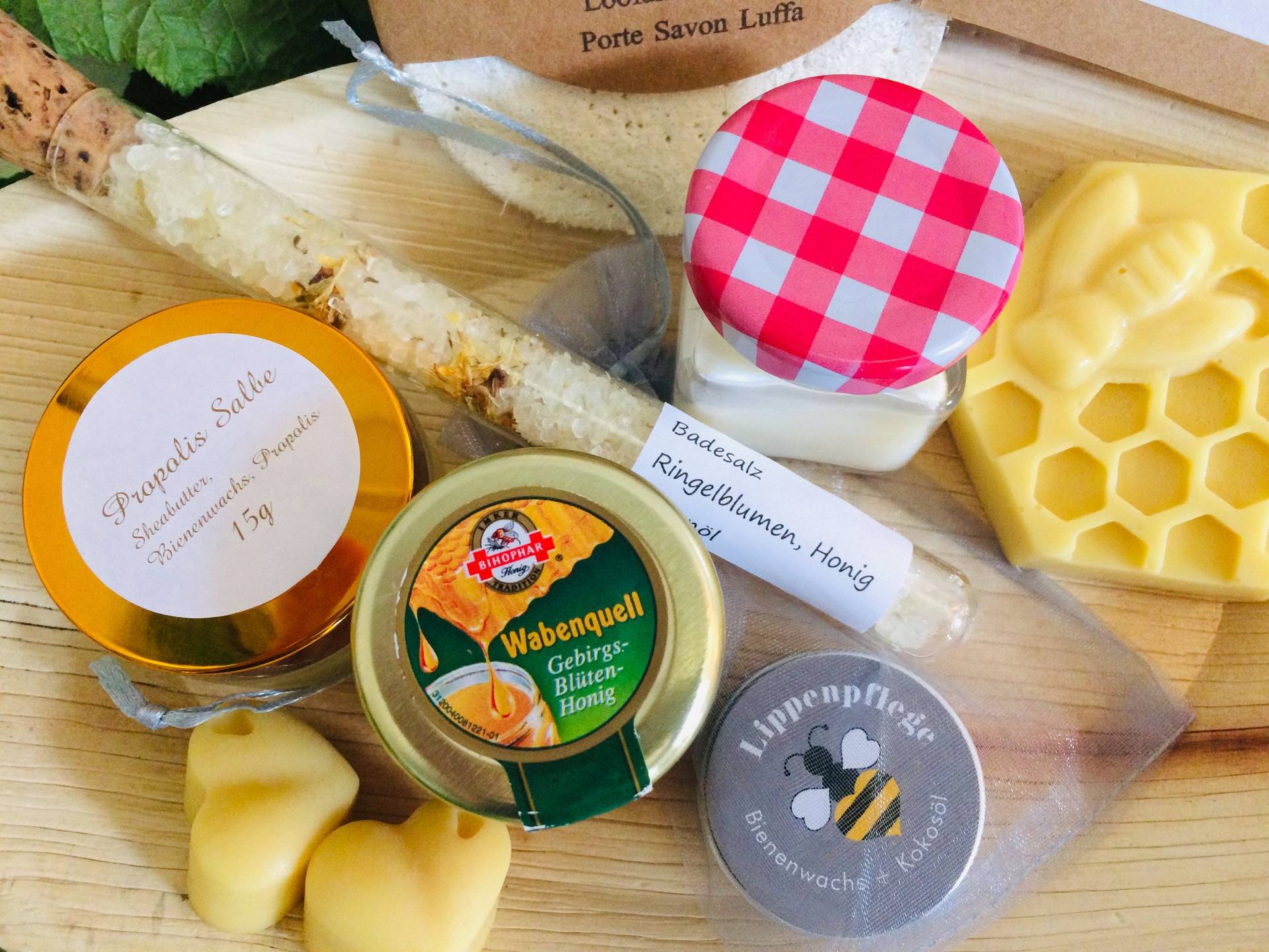 Natur Geschenke-Set, Wellness, Bio Mit Bienenwachs, Naturkosmetik Natur Geschenke-Set, Wellness, Bio Mit Bienenwachs, Naturkosmetik von SeelenZeit