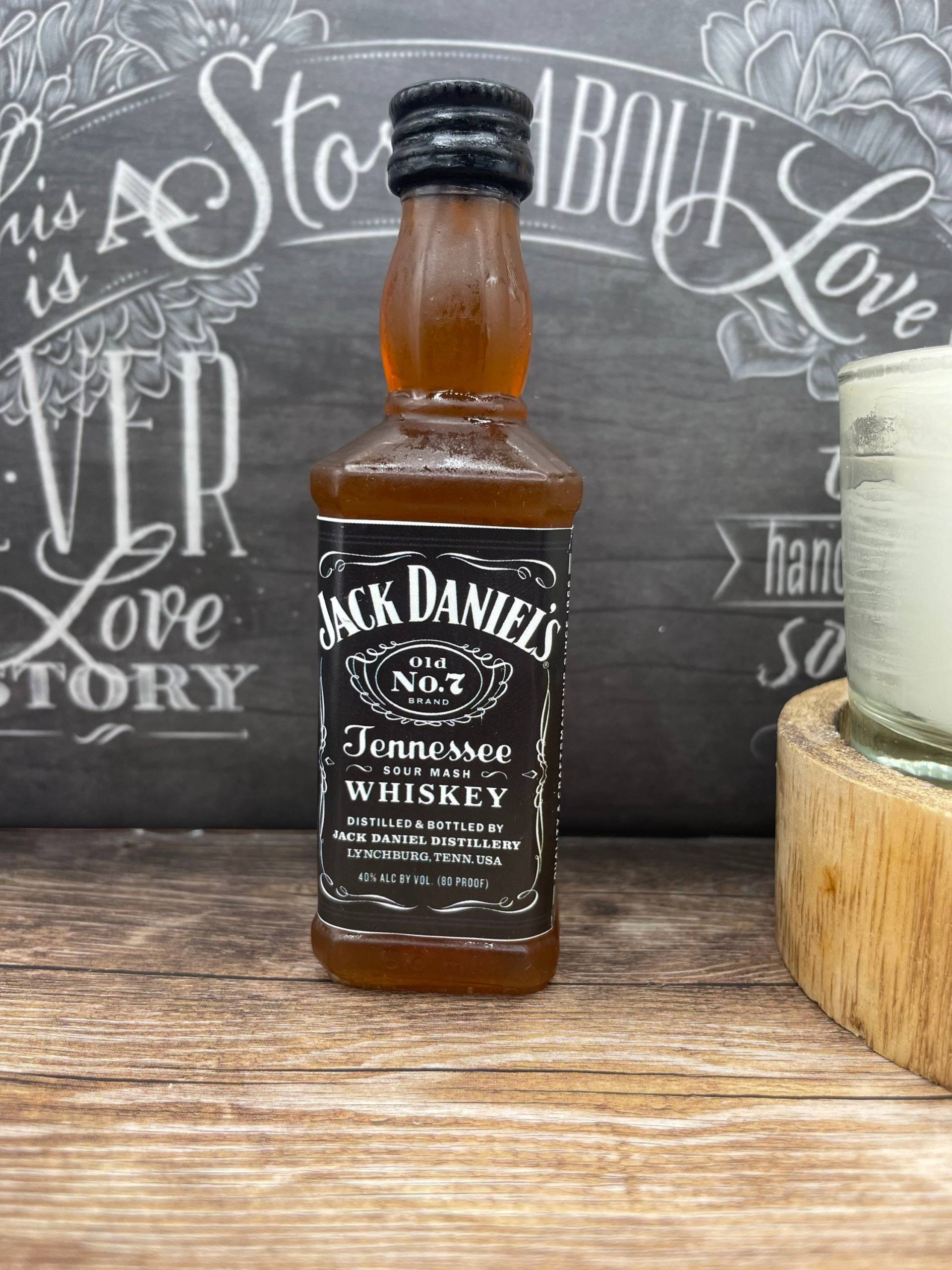 Flasche Whisky Seife Gast Geschenk Idee Mann Geburtstag Badezimmer Bad Deko Gäste Seife Flasche Whisky Seife Gast Geschenk Idee Mann Geburtstag Badezimmer Bad Deko Gäste Seife von SeifeMagievonValeria