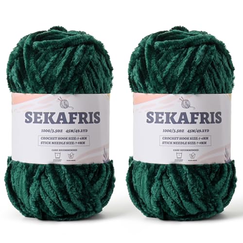 Flauschiges Chenille-Garn zum Häkeln, weiches Plüschgarn zum Handstricken, sperrig, 2 x 100 g, Babydeckengarn zum Häkeln, Amigurumi-Garne, Häkeln, flauschiges Samtgarn (2 x 50 m), Dunkelgrün von Sekafris