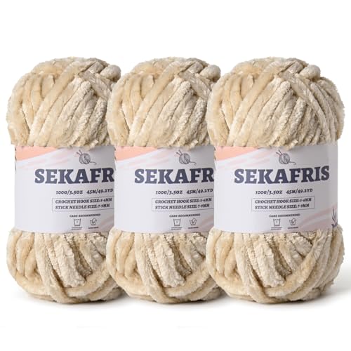 Flauschiges Chenille-Garn zum Häkeln, weiches Plüschgarn zum Handstricken, sperrig, 3 x 100 g, Babydeckengarn zum Häkeln, Amigurumi, Häkeln, flauschige Samtgarne (3 beige) von Sekafris