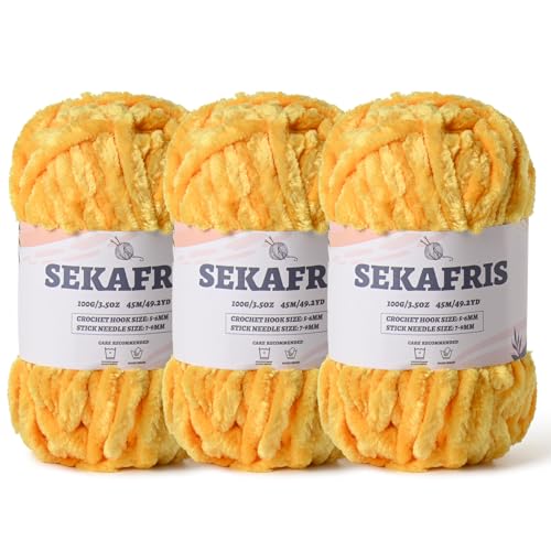 Flauschiges grobes Chenille-Garn zum Häkeln, weiche Plüschgarne zum Handstricken, sperrig, 3 x 100 g, Babydeckengarn zum Häkeln, Amigurumi, Häkeln, flauschige Samtgarne (3 x 50 m), goldgelb von Sekafris