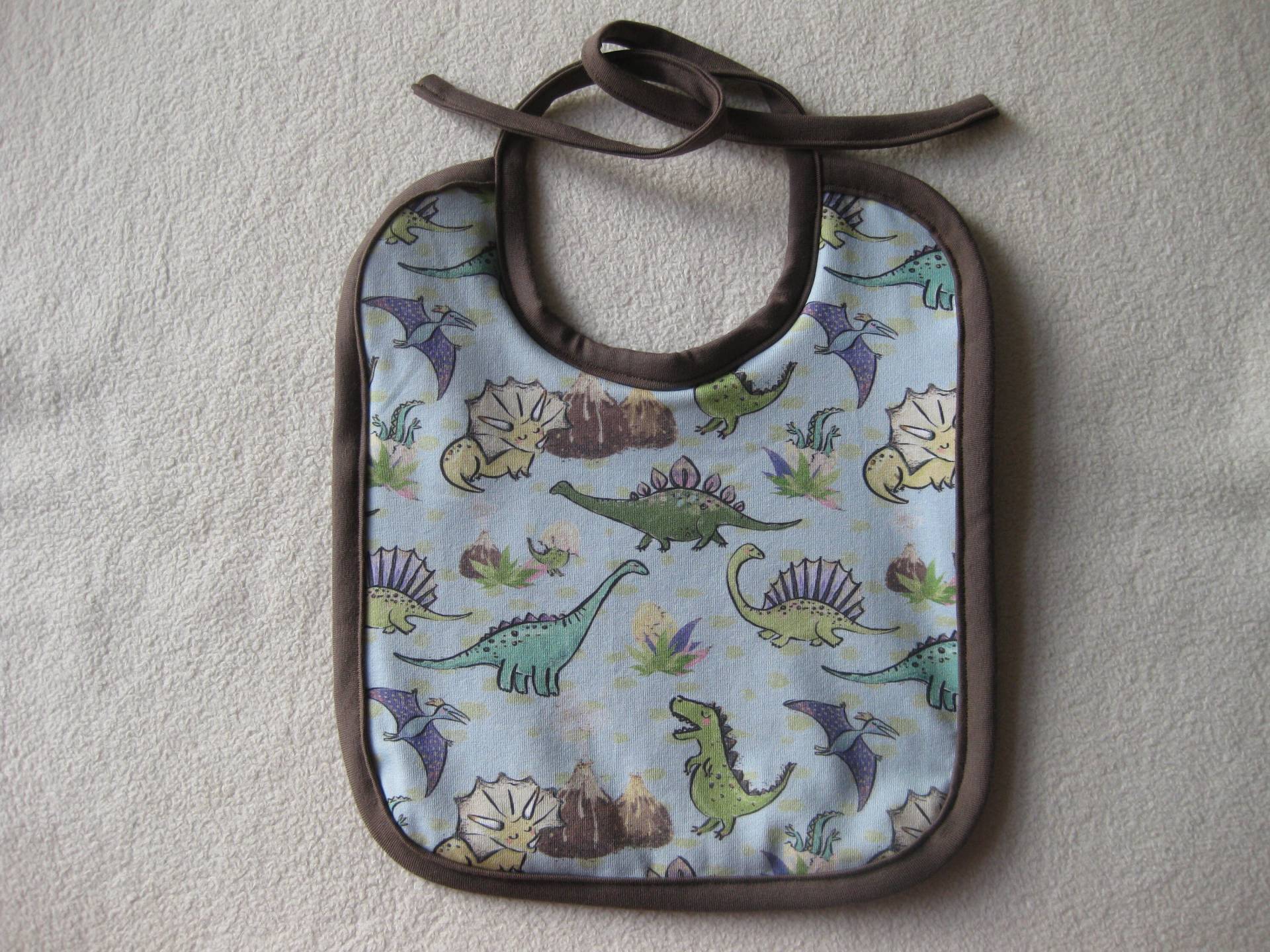 Bio Baby Lätzchen Dino, Frottee Rückseite, Latz, Kinder, Saurier Bio Baby Lätzchen Dino, Frottee Rückseite, Latz, Kinder, Saurier von Sembini