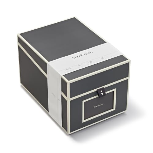 Semikolon 370081 CD- und Fotobox - 17,7 x 15,7 x 25,6 cm - für 10 x 15 cm Fotos - Cover lava stone grau Semikolon 370081 CD- und Fotobox - 17,7 x 15,7 x 25,6 cm - für 10 x 15 cm Fotos - Cover lava stone grau von Semikolon