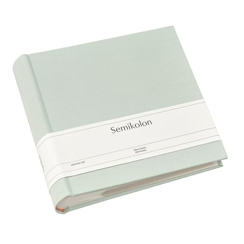 Semikolon 374269 Fotoalbum Classic für 200 Fotos im Format 10 x 15 cm, Einsteckalbum mit Buchleinenbezug, moss, pastell-grün Semikolon 374269 Fotoalbum Classic für 200 Fotos im Format 10 x 15 cm, Einsteckalbum mit Buchleinenbezug, moss, pastell-grün von Semikolon