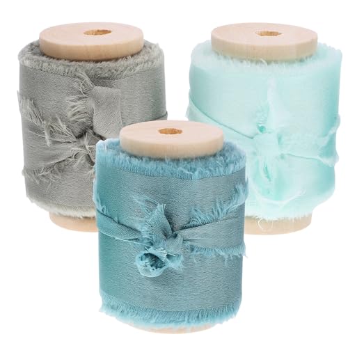 Sewroro 3 Rollen Satin Geschenkband Yards pro Handgeschnittenes DIY Bastelband mit Fransen Farbecht Vielseitig für Blumensträuße Geschenkverpackung Haaraccessoires und Dekorationen Sewroro 3 Rollen Satin Geschenkband Yards pro Handgeschnittenes DIY Bastelband mit Fransen Farbecht Vielseitig für Blumensträuße Geschenkverpackung Haaraccessoires und Dekorationen von Sewroro