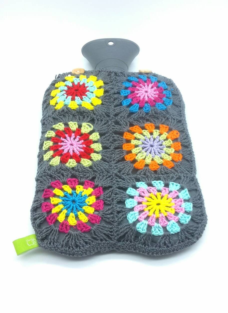 Wärmflaschenbezug + Wärmflasche Set, Gehäkelt Aus 100% Baumwolle, in Strahlenden Farben, Weiß Oder Grau Wärmflaschenbezug + Wärmflasche Set, Gehäkelt Aus 100% Baumwolle, in Strahlenden Farben, Weiß Oder Grau von SheeptoshopDesigns