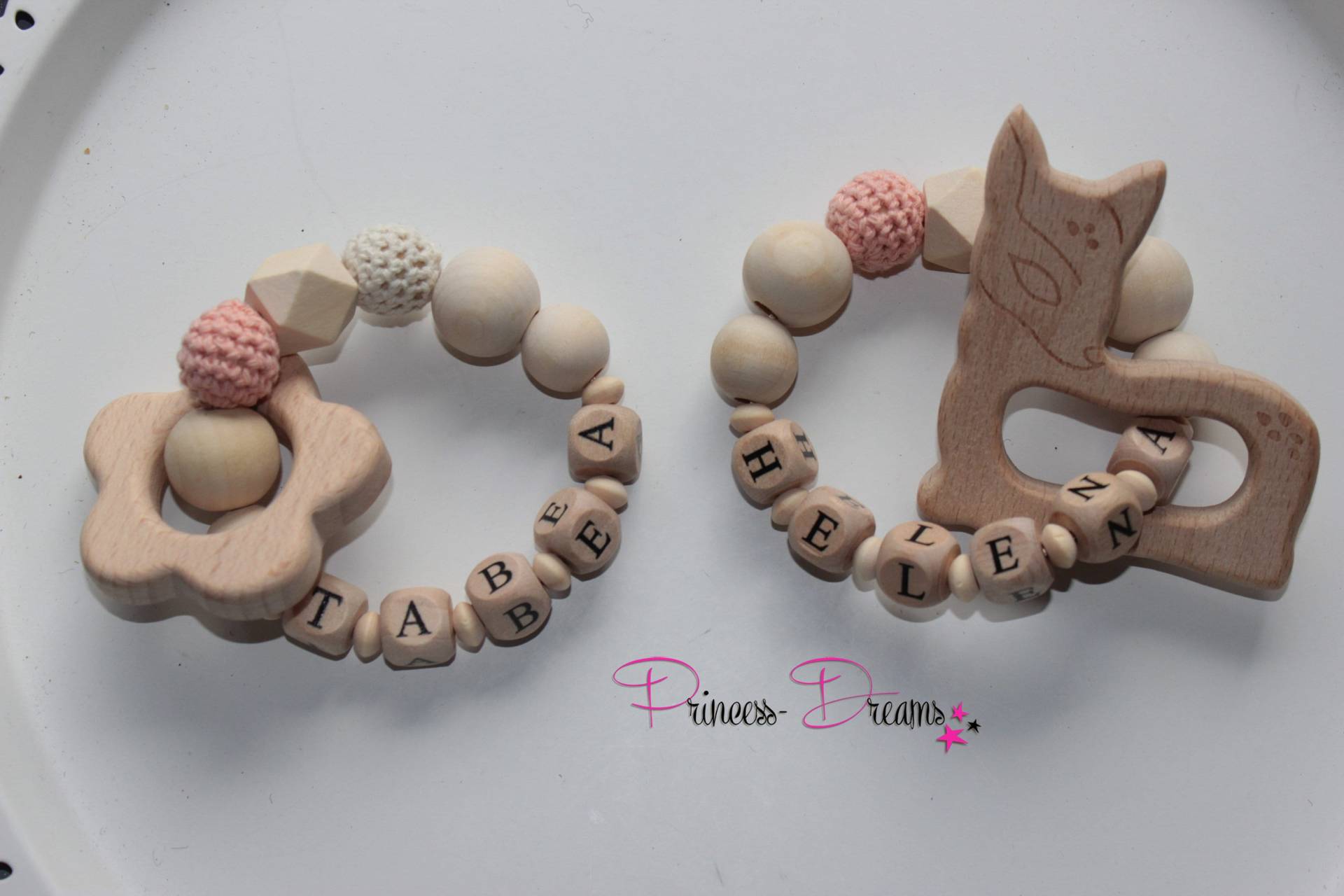 Natur Greifling Beisring Mit Namen Häkelperlen Holzgreifling Mädchen Baby Geschenk Personalisiert Geburt Taufe Babyparty Babykette Holz Natur Greifling Beisring Mit Namen Häkelperlen Holzgreifling Mädchen Baby Geschenk Personalisiert Geburt Taufe Babyparty Babykette Holz von ShopPrincessDreams
