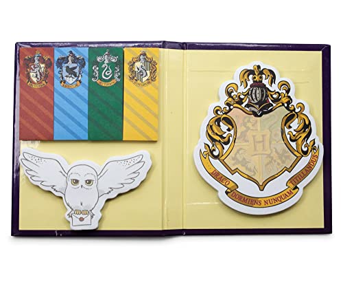 Harry Potter Hogwarts Haftnotizen und Klebe-Tab-Box Set | Arbeit Memo Notizblock Schreibpapier Home School Supplies für College Business | Zauberwelt Geschenke und Sammlerstücke von Silver Buffalo