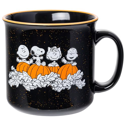 Silver Buffalo Peanuts Happy Halloween Group Pumpkin Patch 590 ml Keramiktasse Camper von Silver Buffalo