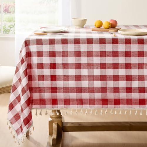 Softalker Karierte Tischdecke, rechteckig, schwere Leinen-Baumwolle, Gingham, Boho-Tischdecke mit Quaste, waschbar, knitterfrei, Büffelkariert, Tischdecke für Essen/Party/Outdoor, 140 x 213 cm, Rot von Softalker