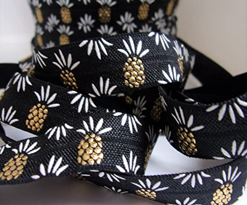 Elastisches Band zum Umklappen, Goldfolien-Ananas-Druck auf schwarzem FOE, 1,6 cm breit, 9,1 m – ideal für Haargummis, Geschenkverpackungen und Dekorationen von Sold by Christmas City Ribbons and Bows