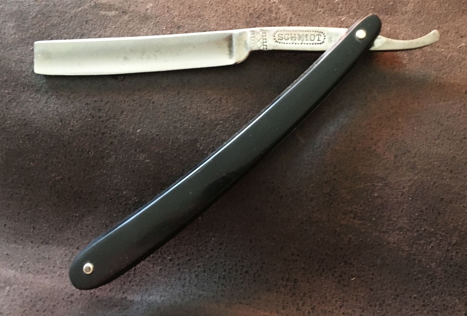 Vintage 3/8 Rasiermesser Walter Schmidt Solingen Gallalith 1930S Vintage 3/8 Rasiermesser Walter Schmidt Solingen Gallalith 1930S von SolingerStahl