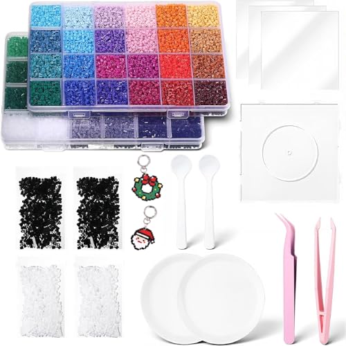 Solsew Mini-Sicherungsperlenset, 26.000 Stück, 48 Farben, 2,6 mm, Perlen zum Basteln, einschließlich 2 Löffel, 2 Schüsseln, 1 Pinzette, 4 transparentes Bügelpapier und 1 großes hitzebeständiges Brett Solsew Mini-Sicherungsperlenset, 26.000 Stück, 48 Farben, 2,6 mm, Perlen zum Basteln, einschließlich 2 Löffel, 2 Schüsseln, 1 Pinzette, 4 transparentes Bügelpapier und 1 großes hitzebeständiges Brett von Solsew